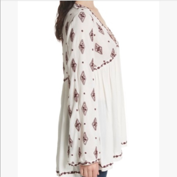 Free People NWT Embroidered Bell Sleeve Top Ivory - Picture 3 of 7